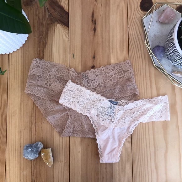 Two Lace Panties from Aerie - Picture 1 of 7